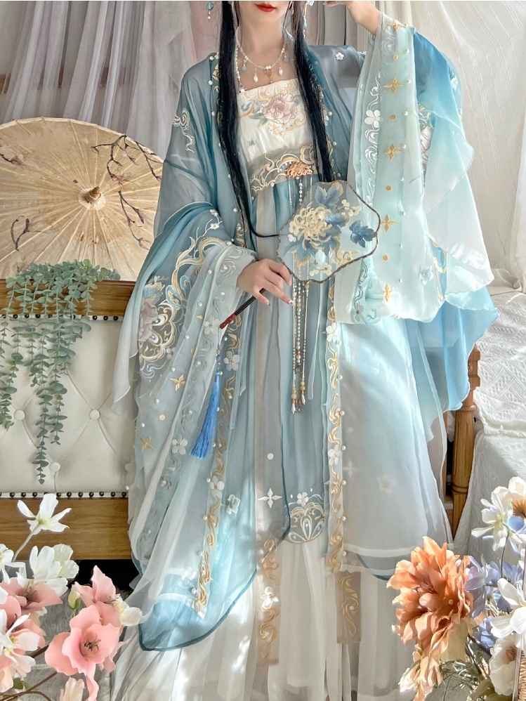 唐時代の時代を超越したエレガンス: 唐時代をイメージした刺繍と河子スカートを備えたオリジナルの漢服