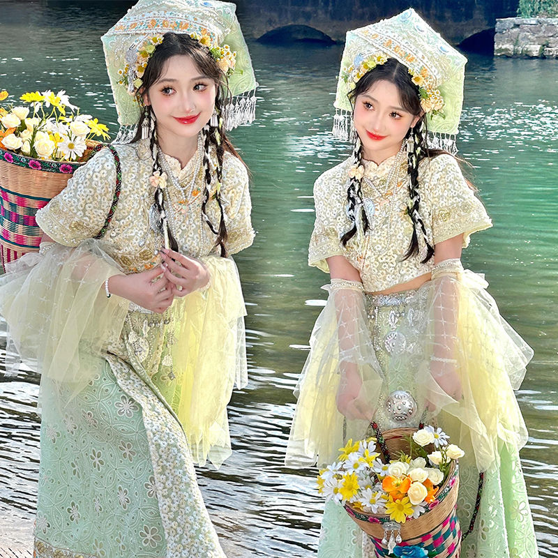 Ethnic Minority Series Wanderlust Portraits Zhuang Hanfu 2