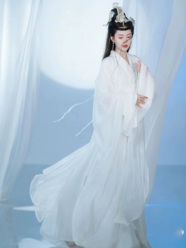 時代を超越したエレガンス: 魏晋スタイルからインスピレーションを得た 2024 年漢服女性アンサンブル