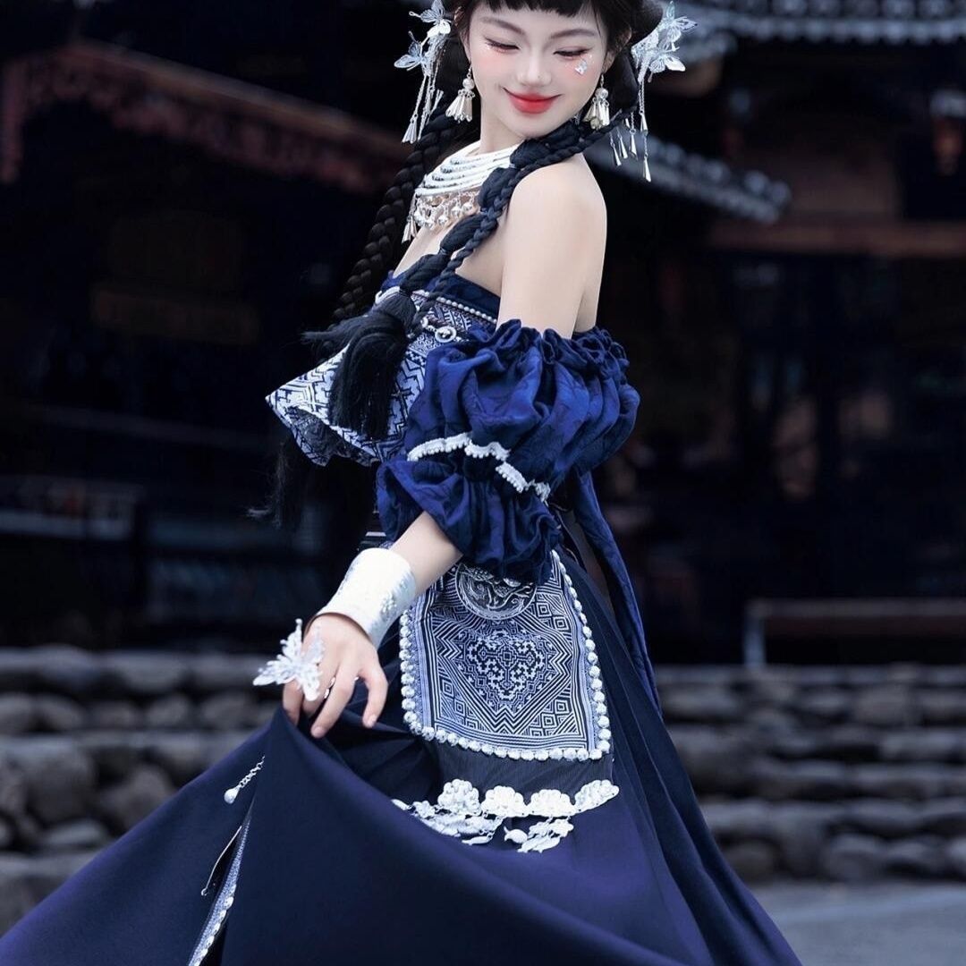 Ethnic Minority Series Wanderlust Portraits Miao Hanfu 1