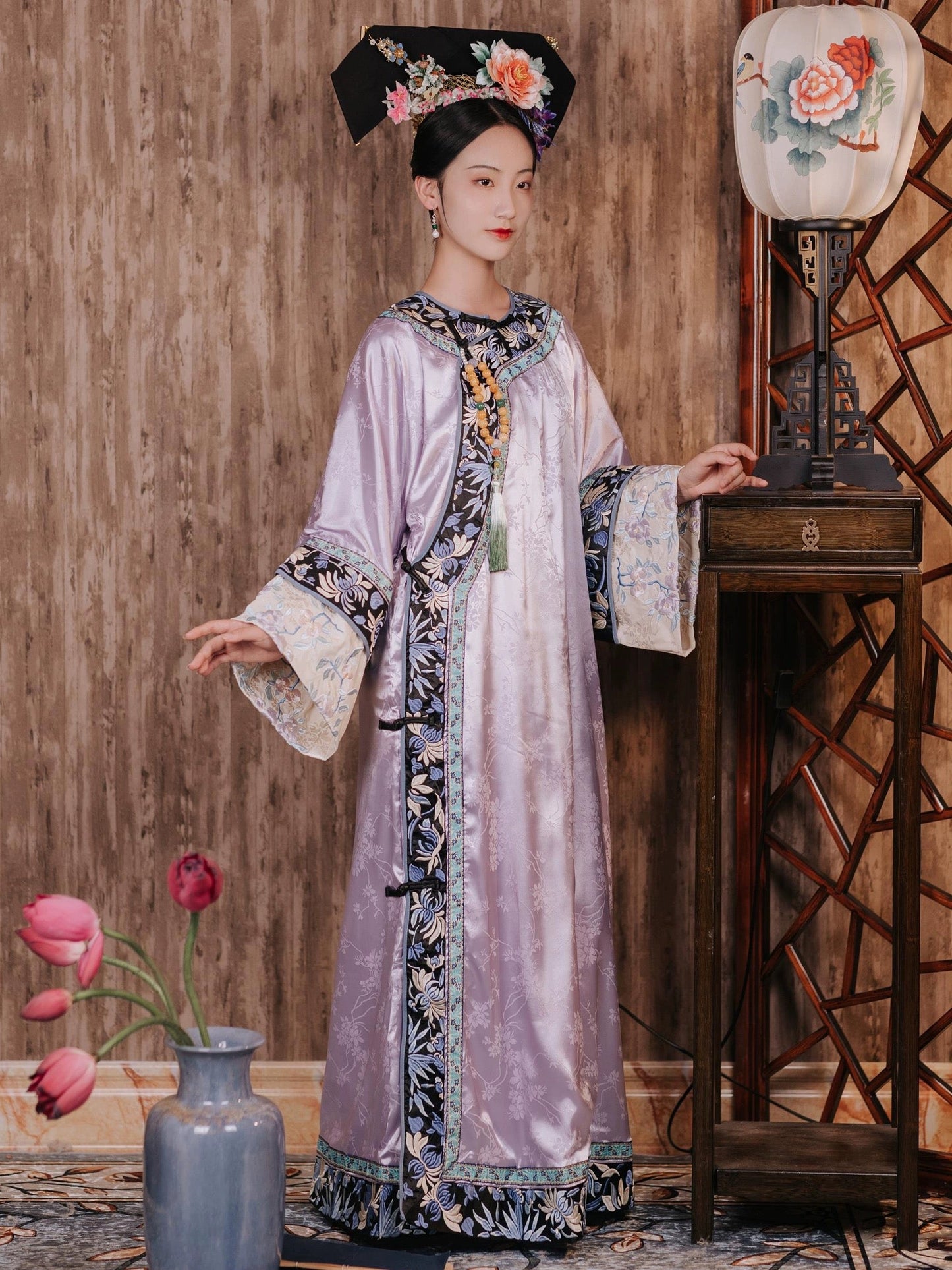 エレガントな復活:オリジナルの清朝の女性の新しい中国風のシャツとズボンのアンサンブル
