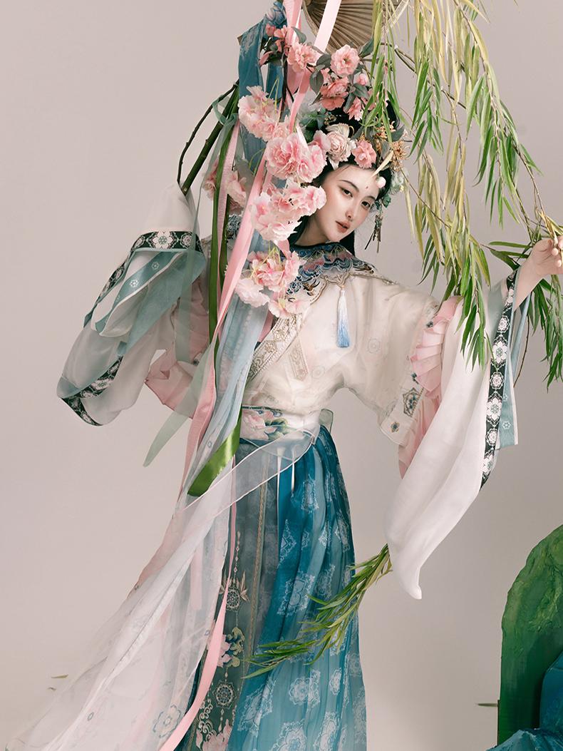 Lookbook Series Bi Bo Hibiscus