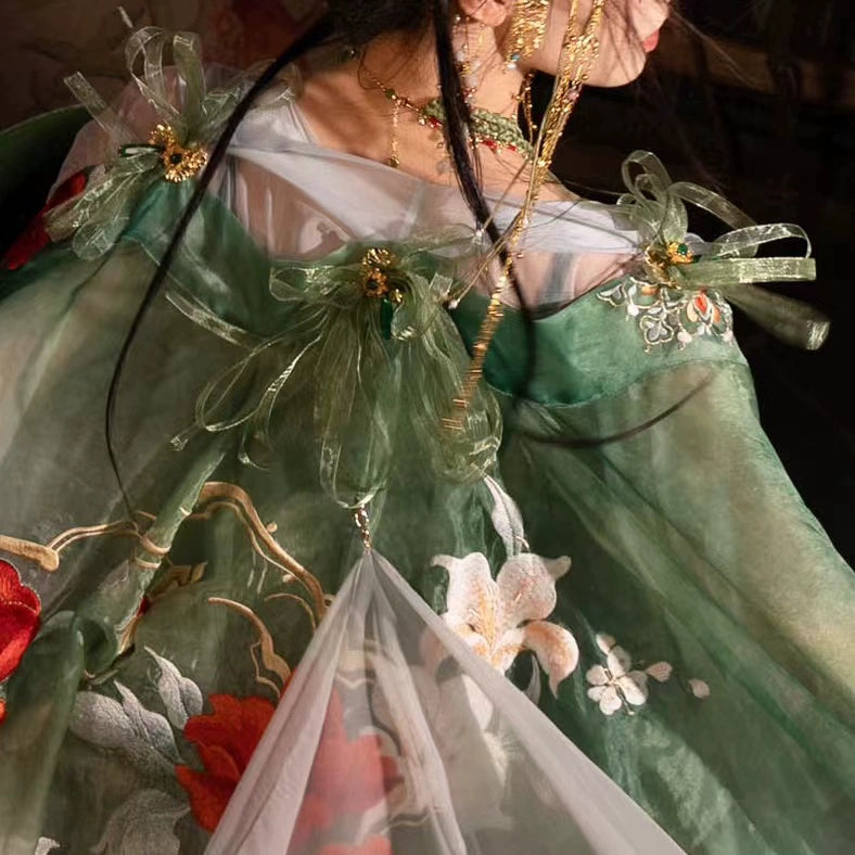 Picks Hype Series Hanfu Lunacinn