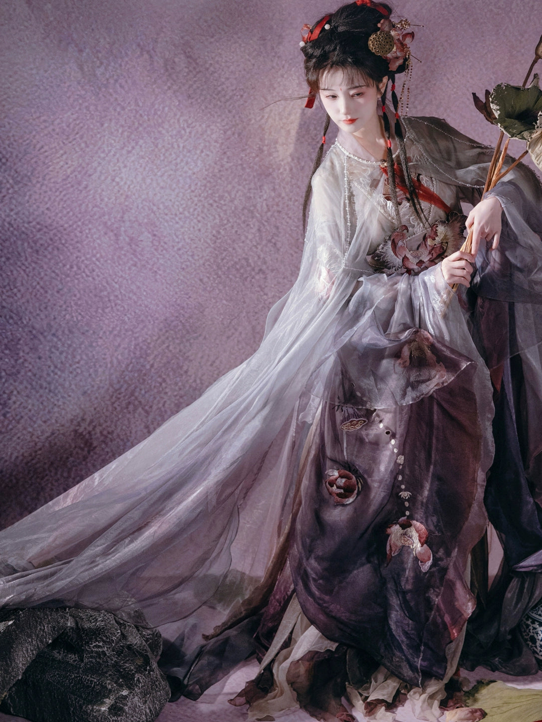 Cloud-Kissing Nature Series Fallen Blossom Tang Hanfu