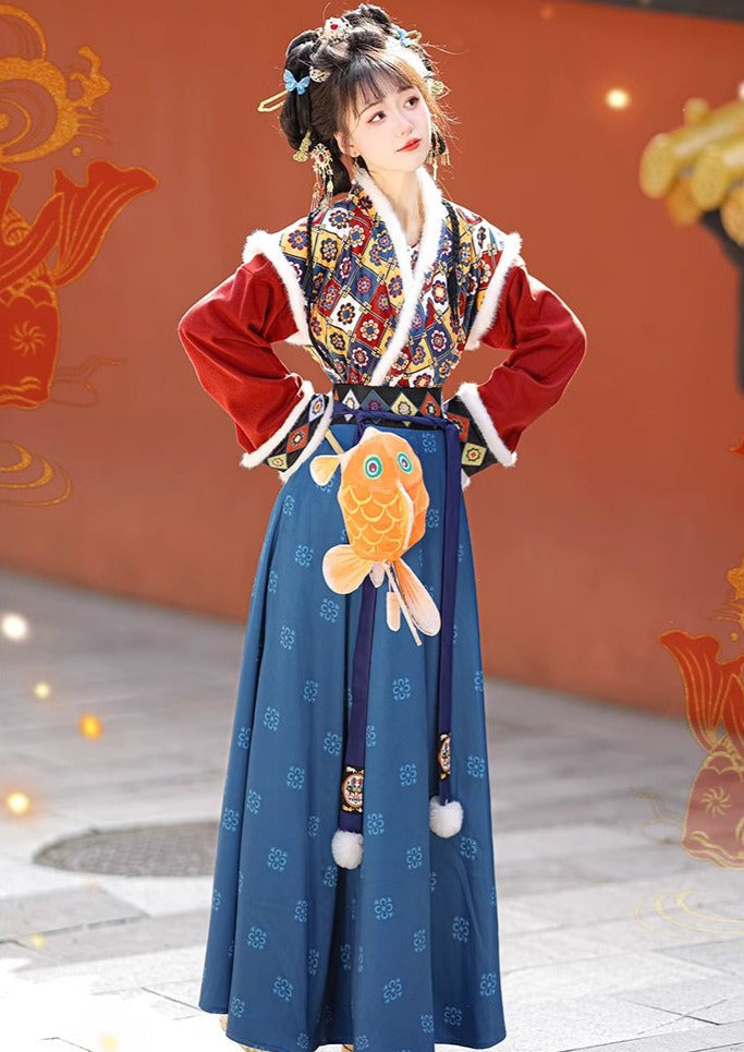 本物のオリジナル: 唐時代にインスピレーションを得た女性の冬のお祭り用漢服 3 点漢服セット