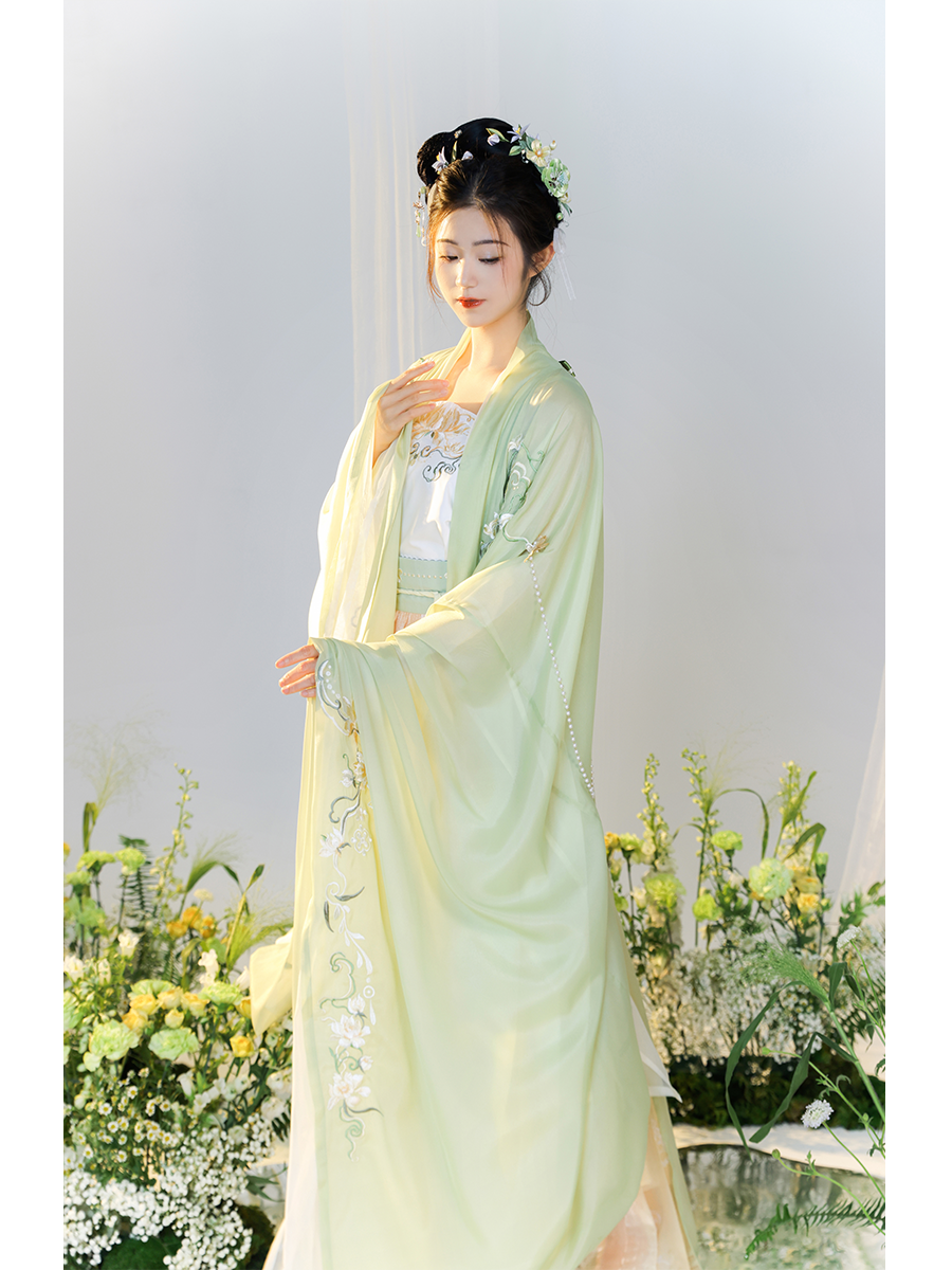 Serene Return Series Circescent