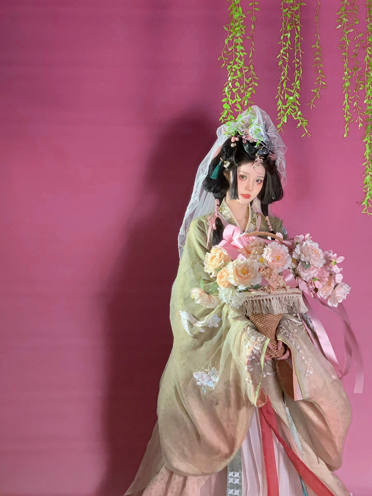 Cloud-Kissing Nature Series Sunlit Harmony Qin Hanfu
