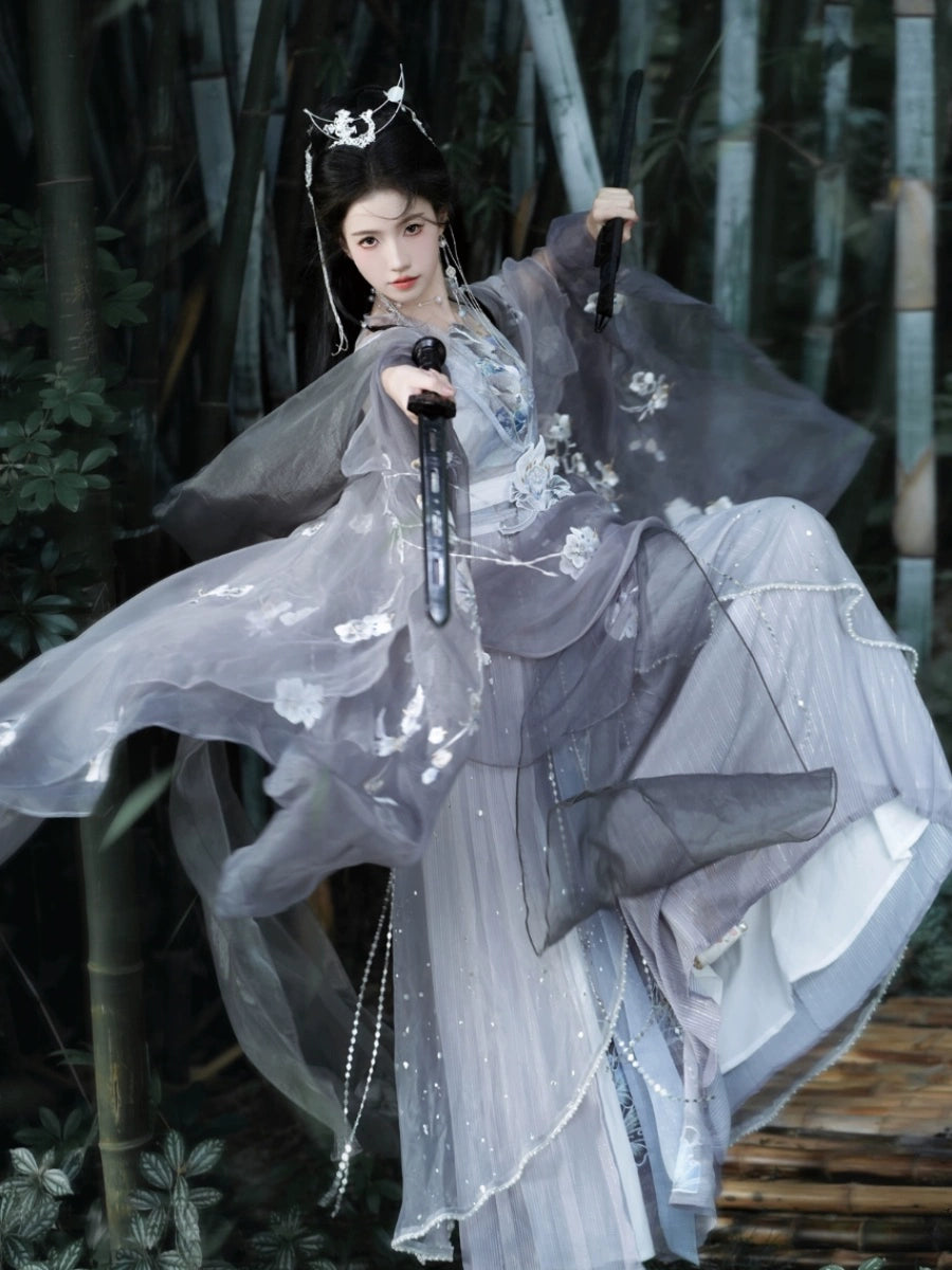 Cloud-Kissing Nature Series Melancholy Arch Wei Hanfu