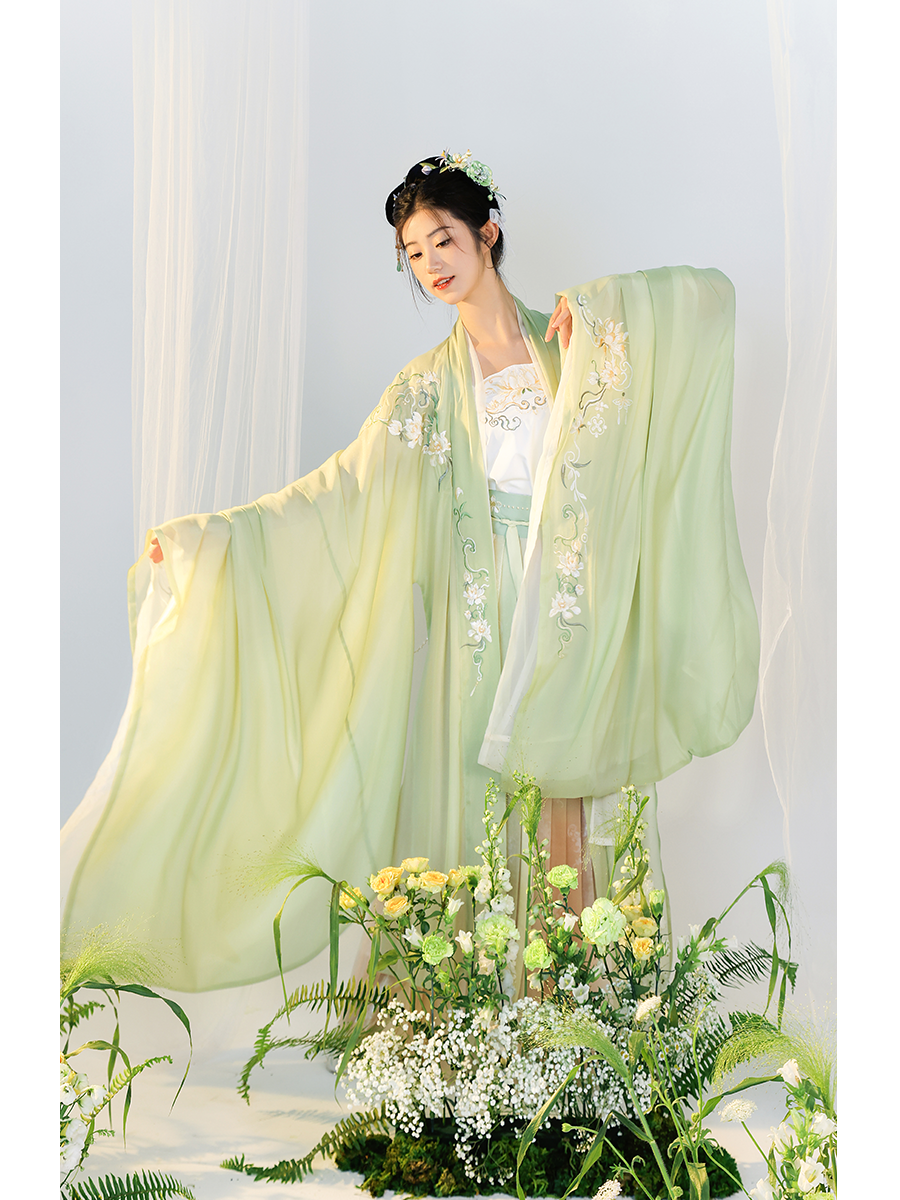 Serene Return Series Circescent