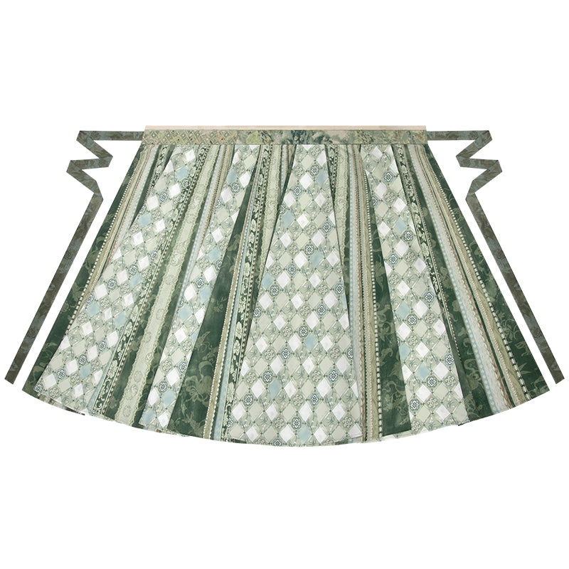 Fei Cui Xue : Cleavage-Plane Dress