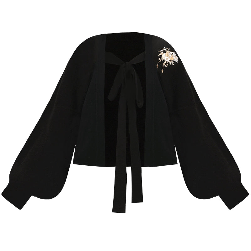 Xiao Shi Liu : Aril-Pod Skirt