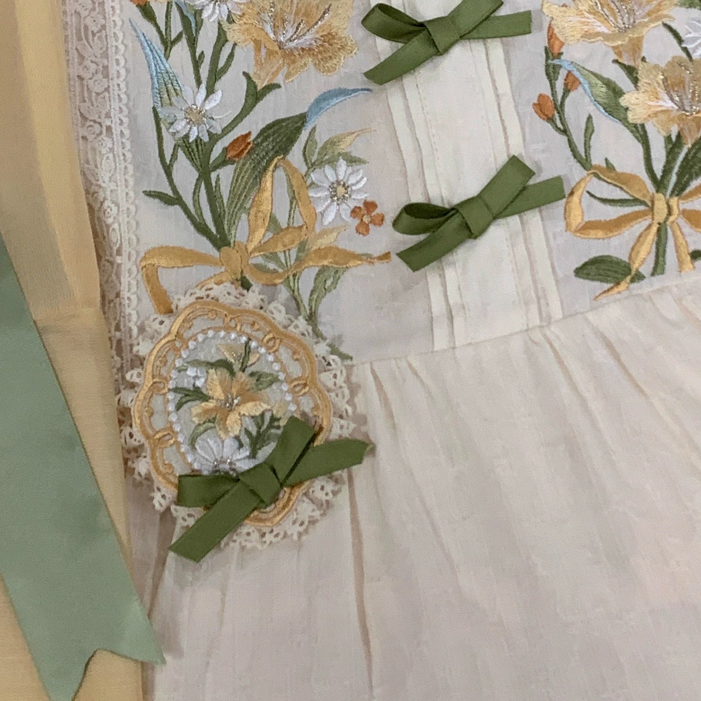 Picks Hype Series Hanfu Radiant Blossom