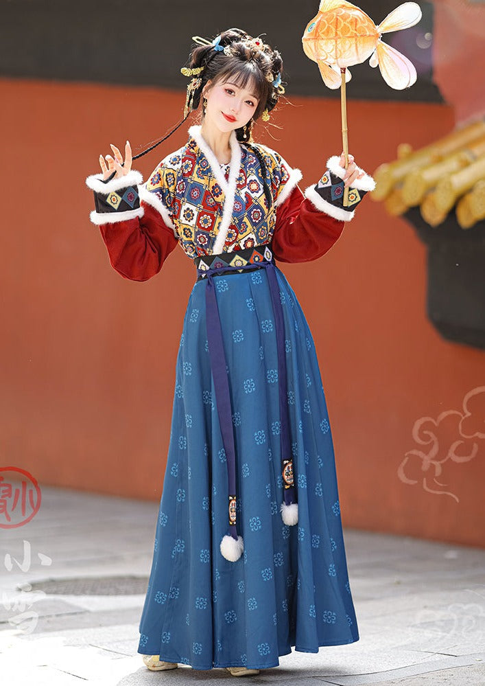 本物のオリジナル: 唐時代にインスピレーションを得た女性の冬のお祭り用漢服 3 点漢服セット