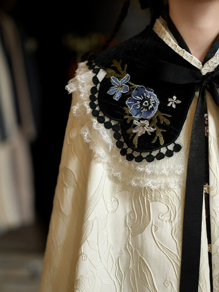 Hua Fu Xue : Floralfloat-Cloak