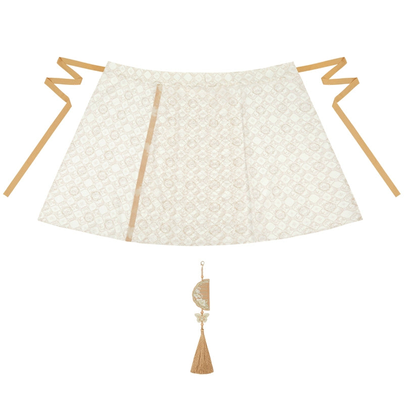 Shuyun Lueyue Qingxia Se : Cloud-Comb Moon-Skim