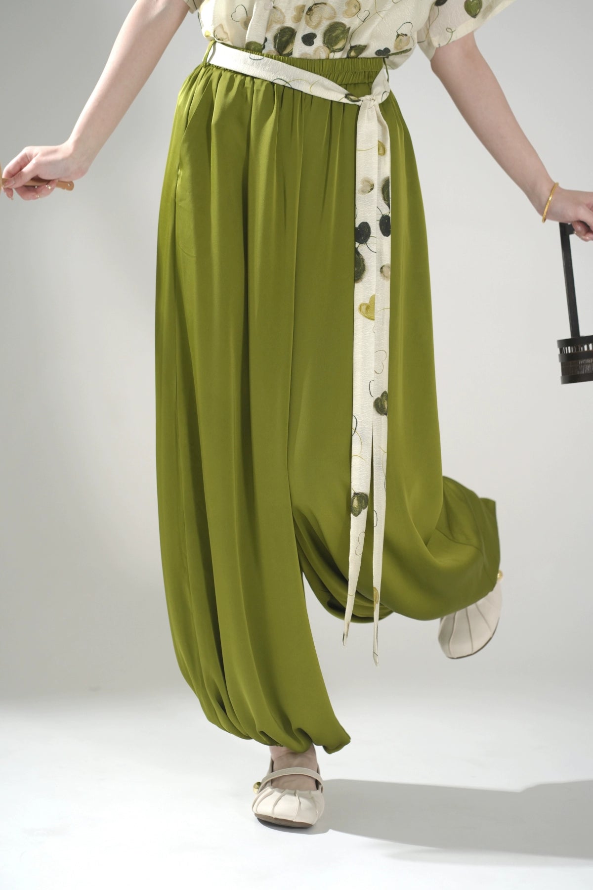 Lookbook Series Lemon Water