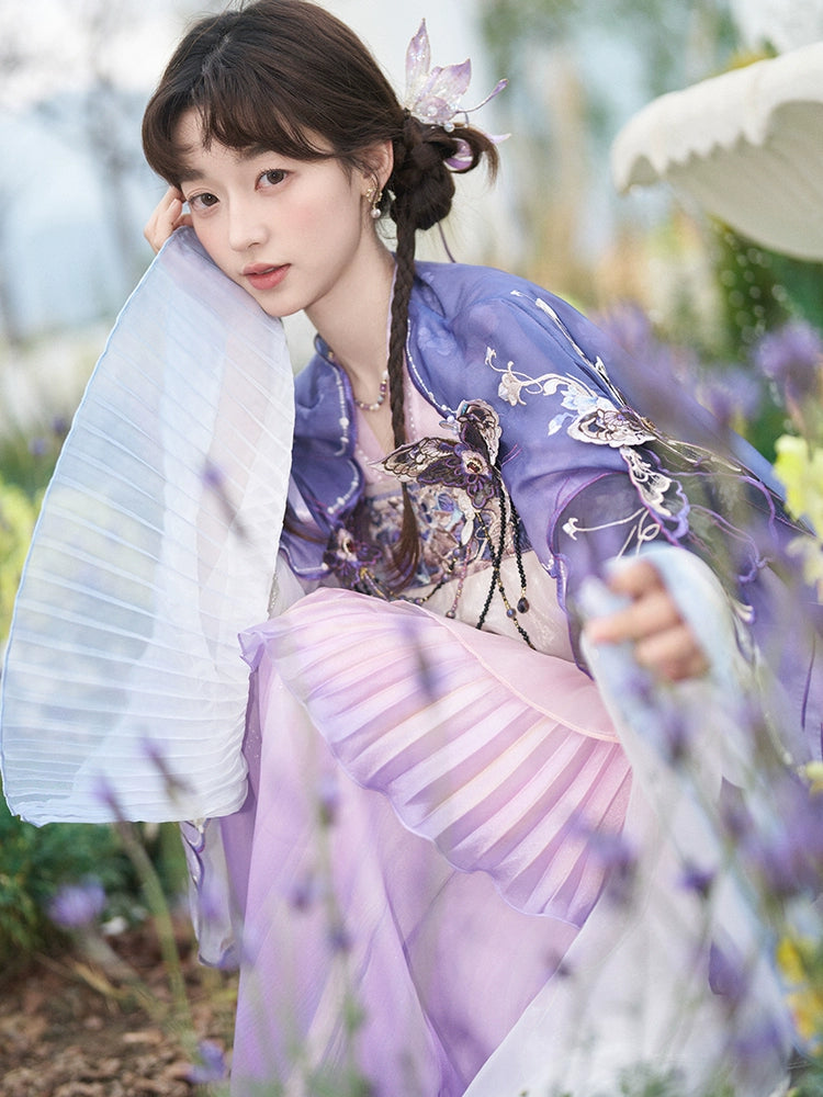 Hudie Huanye : Dreamscape Nocturne-Opera Cape