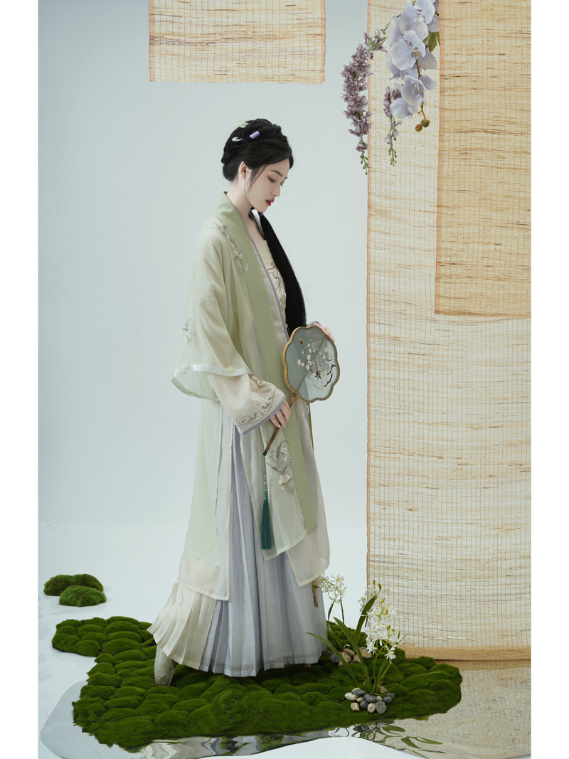 Serene Return Series Viridoll