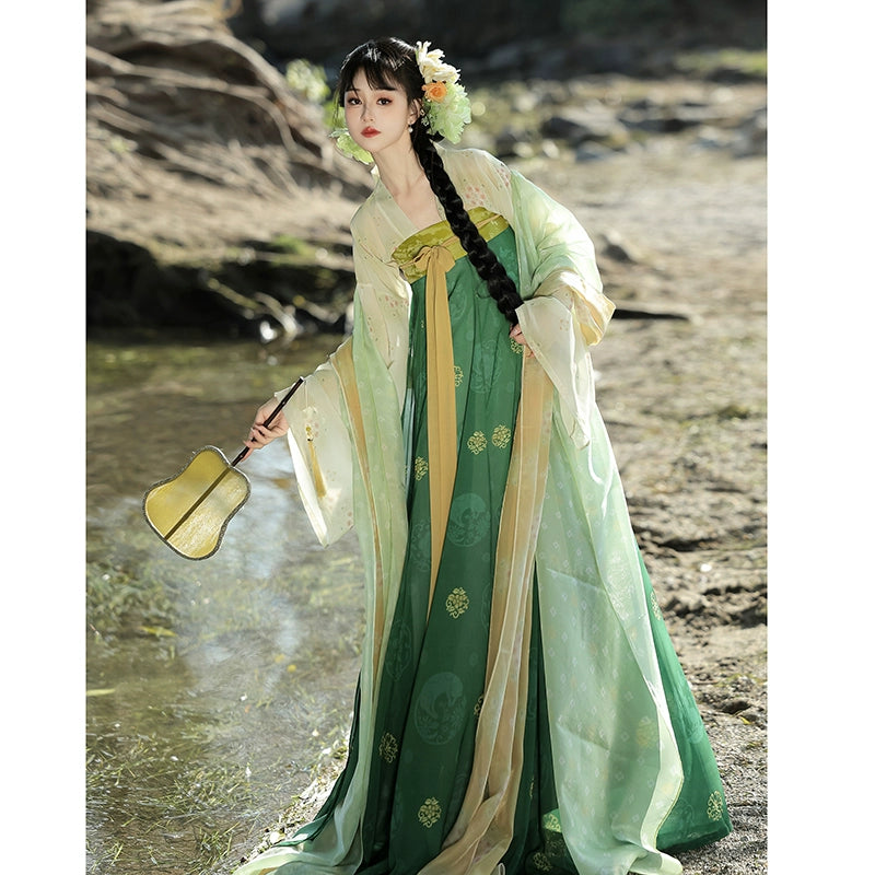 Lookbook Series Floating Light