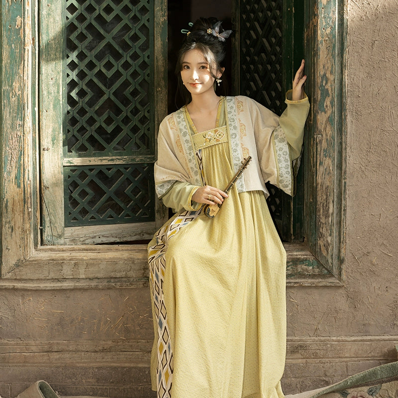 Chunshan Kewang : Spring Mountains Beckon