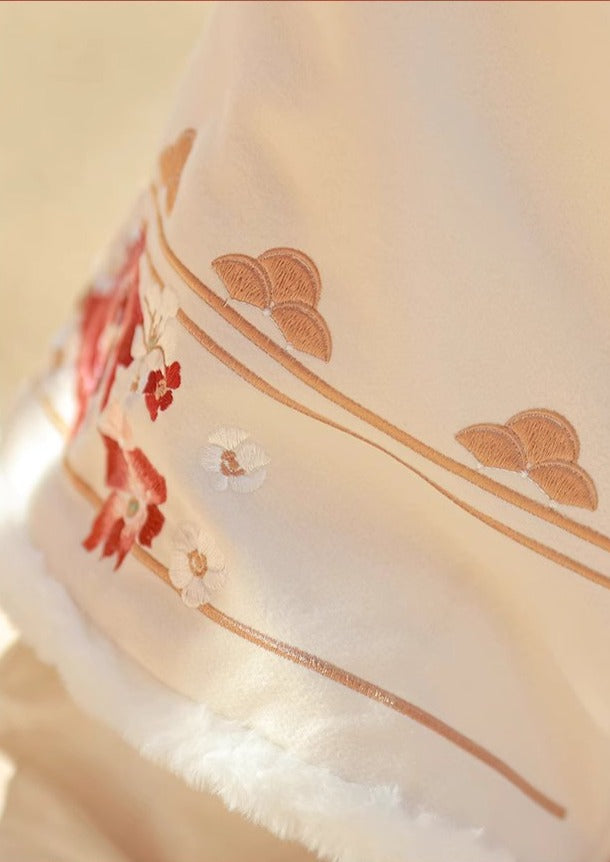 明朝スタイルの厚みのある短い漢服ジャケット:秋冬の女性の旧正月の服装