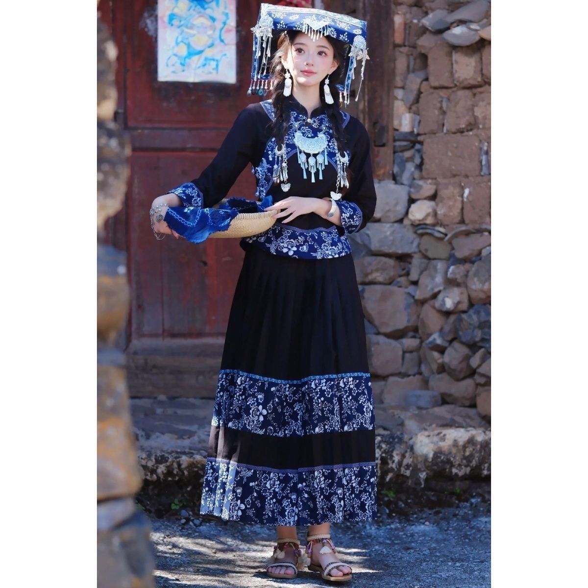 Ethnic Minority Series Wanderlust Portraits Bouyei Hanfu 1