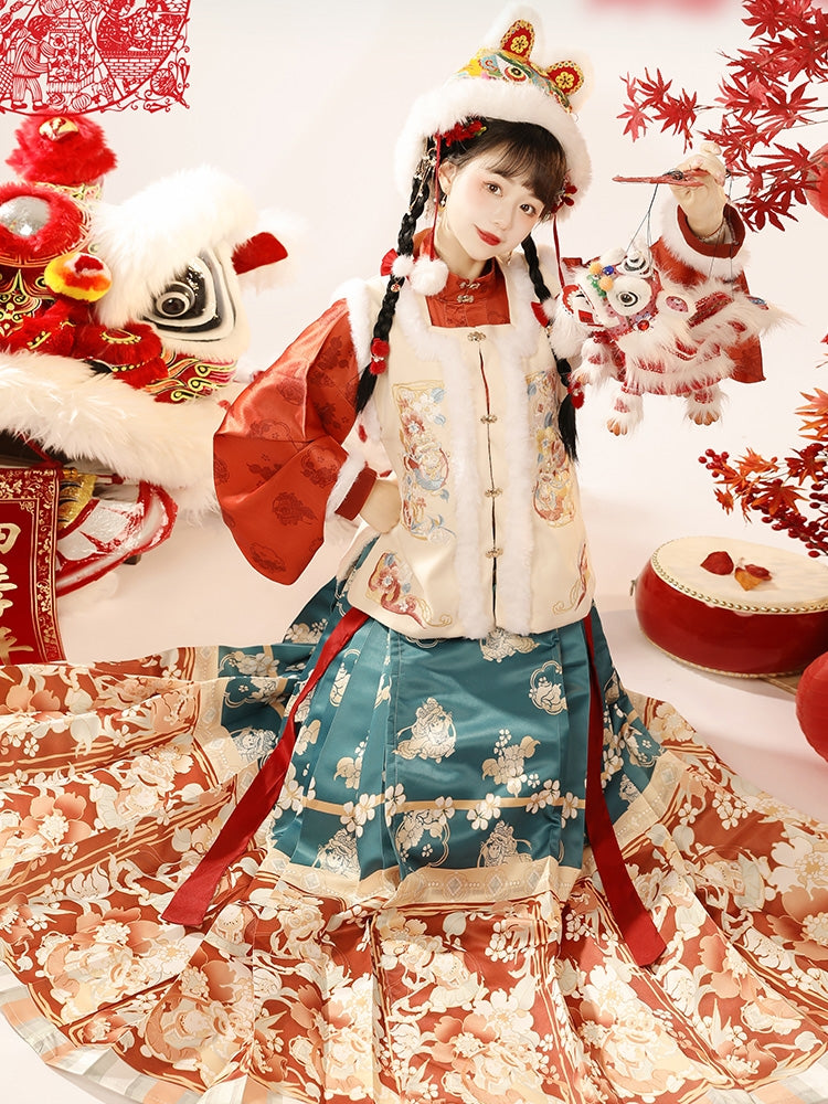 明朝のお祝いの赤いスパンコール付き漢服ケープ:冬のお祝いのための絶妙な中国スタイル