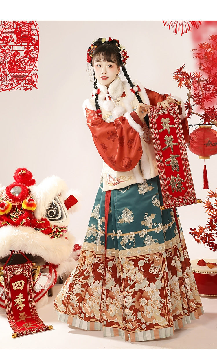 明朝のお祝いの赤いスパンコール付き漢服ケープ:冬のお祝いのための絶妙な中国スタイル