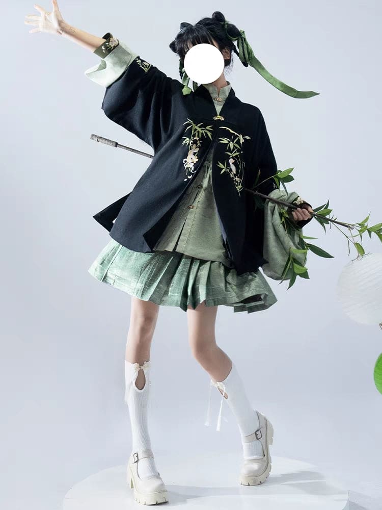 日常着: ウールの刺繍が施された明朝の漢服、半袖ショールと短い馬の顔のスカート