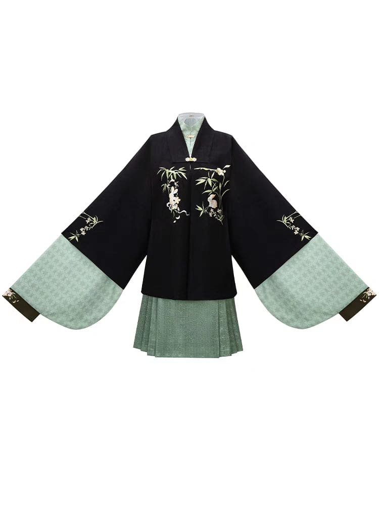 日常着: ウールの刺繍が施された明朝の漢服、半袖ショールと短い馬の顔のスカート
