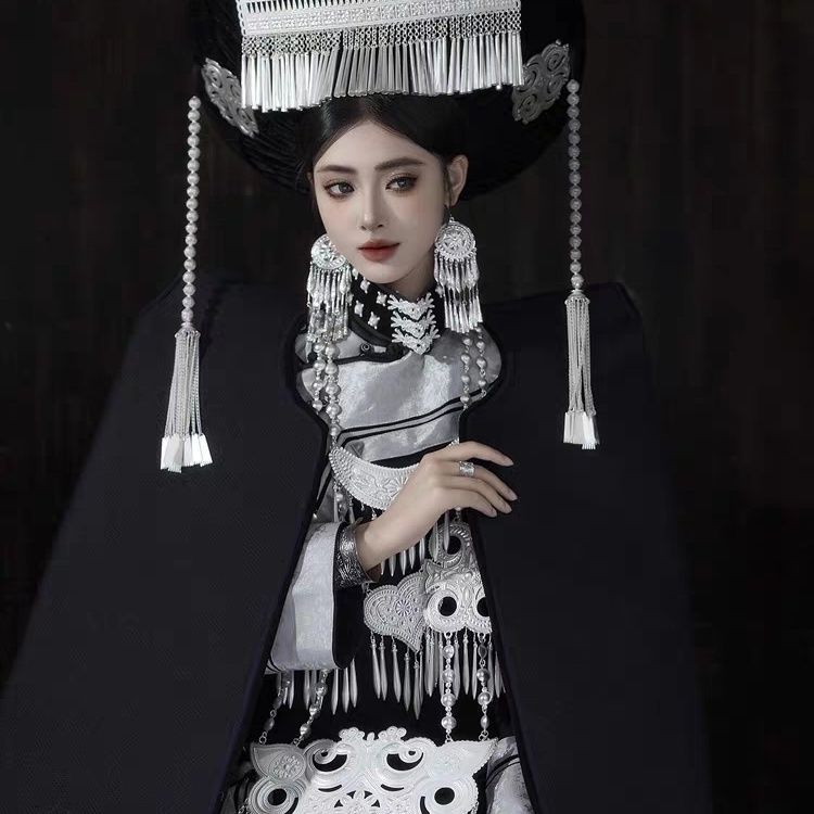 Ethnic Minority Series Wanderlust Portraits Yi Hanfu 1