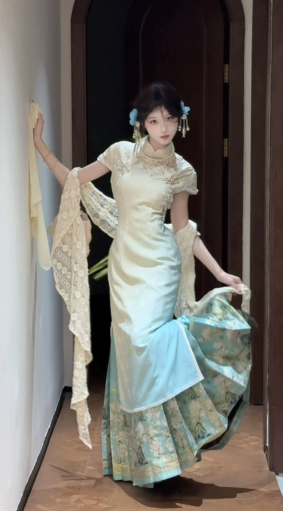 Serene Return Series Field Madonna