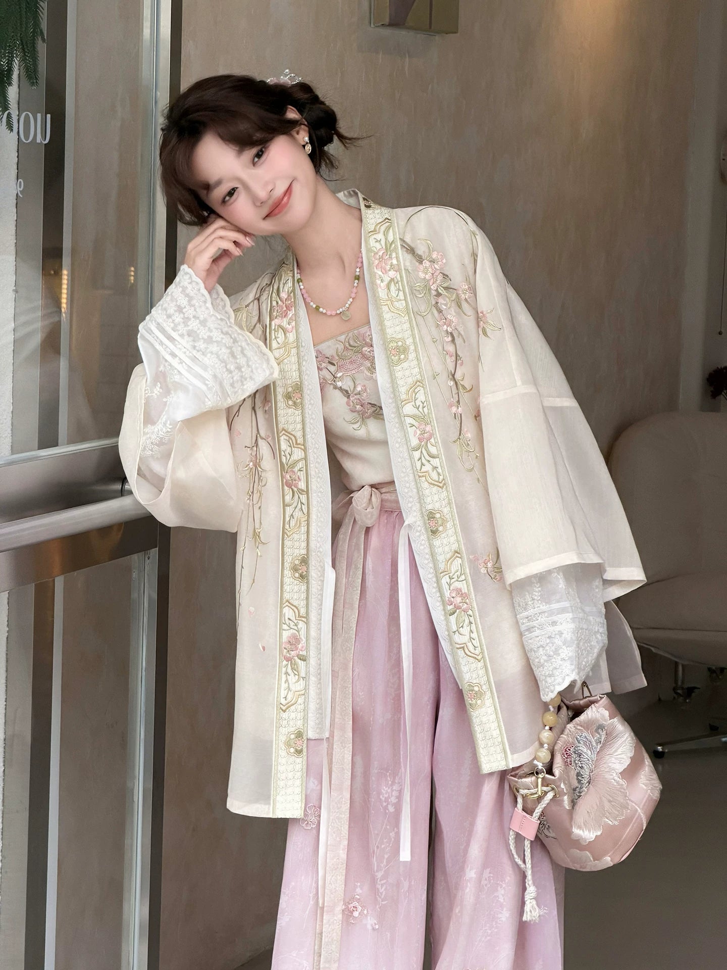 Xing Hua Yue : Apricot Rendezvous