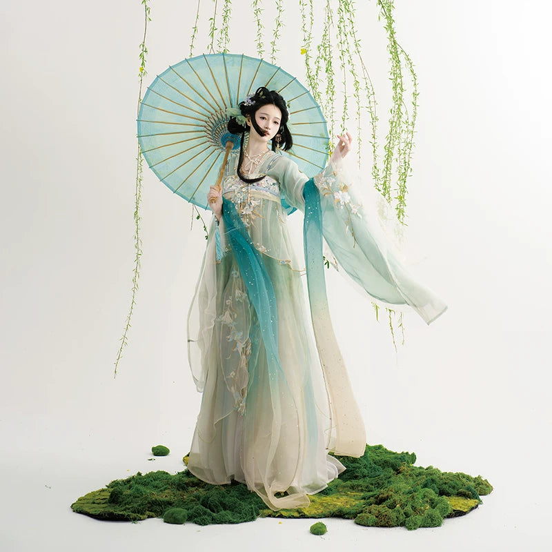 Serene Return Series Moonlit Courtyard Lily