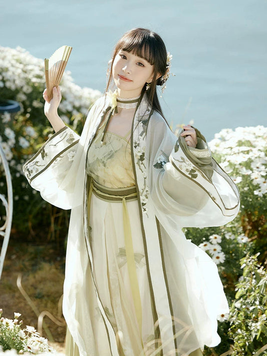 Tingwu Mei : Courtyard Requiem
