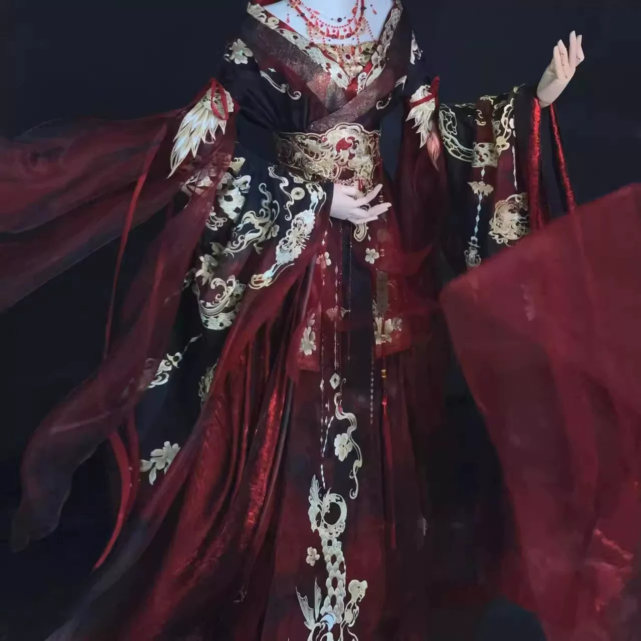 Haute Couture Series Woven Fabric Embroidered Hanfu Qing Huan Meet Dragon Wei Jin