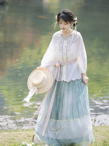 Lookbook Series Tea-Colored Bell Fragrance