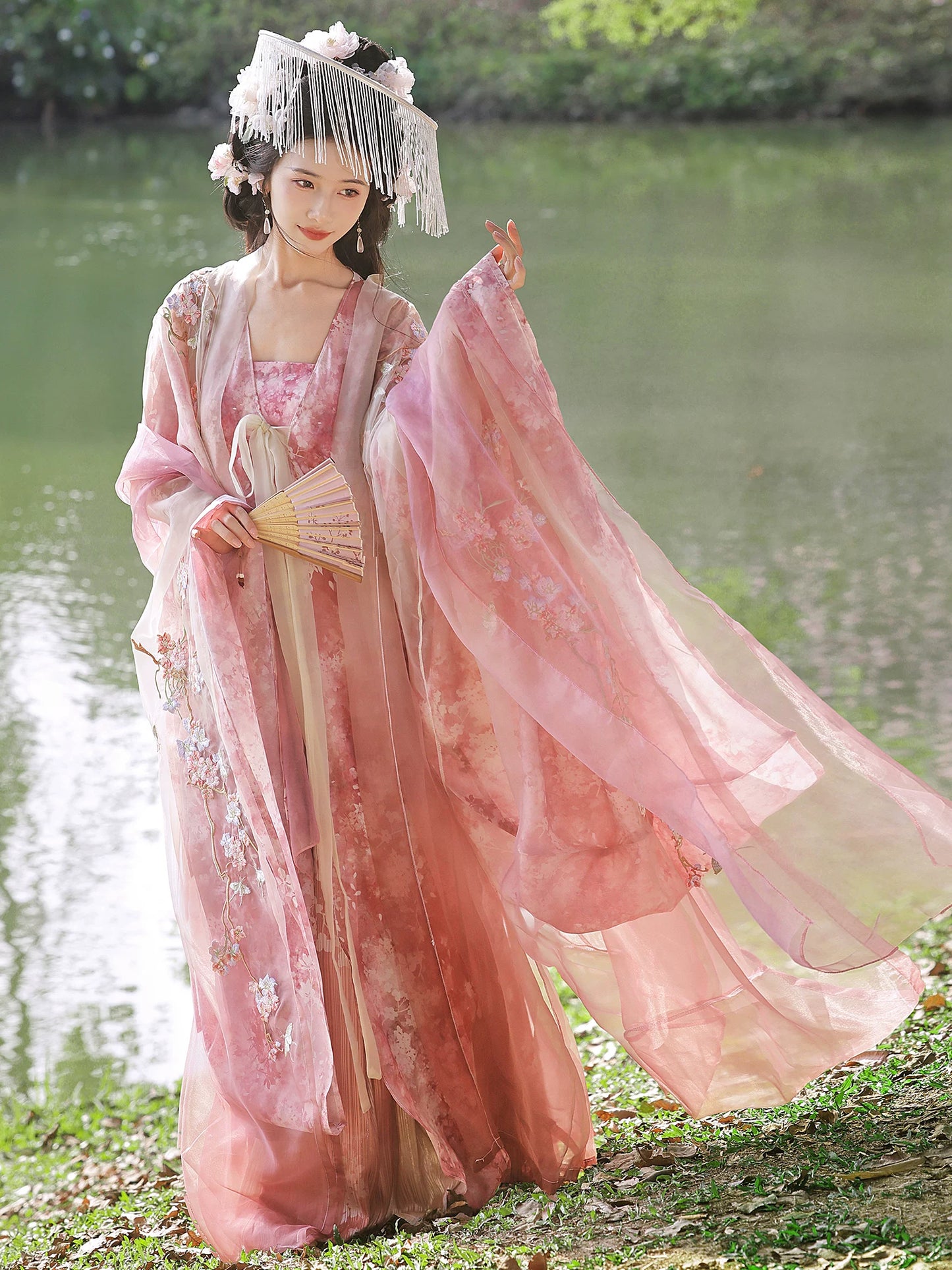 Picks Hype Series Hanfu Moonlit Cherry