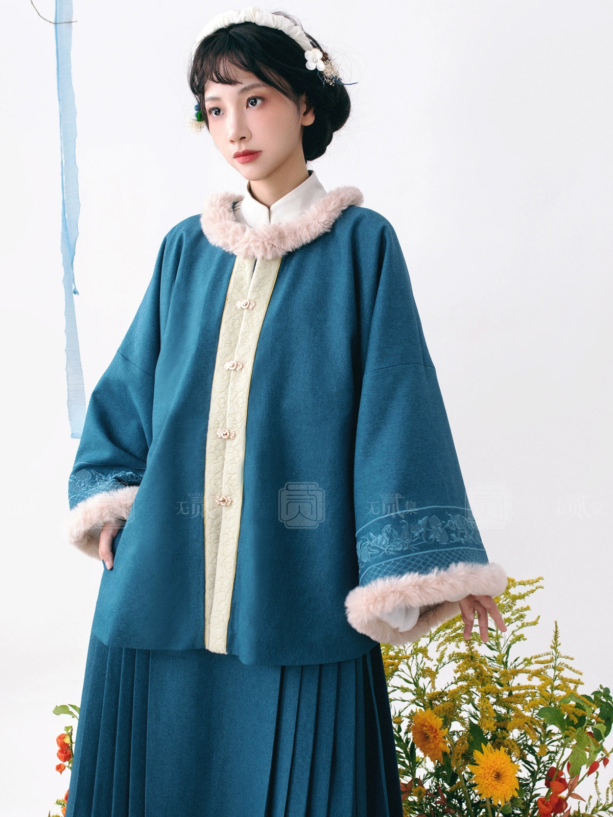 Lookbook Series Qingmen Yin Autumn Winter Hanfu