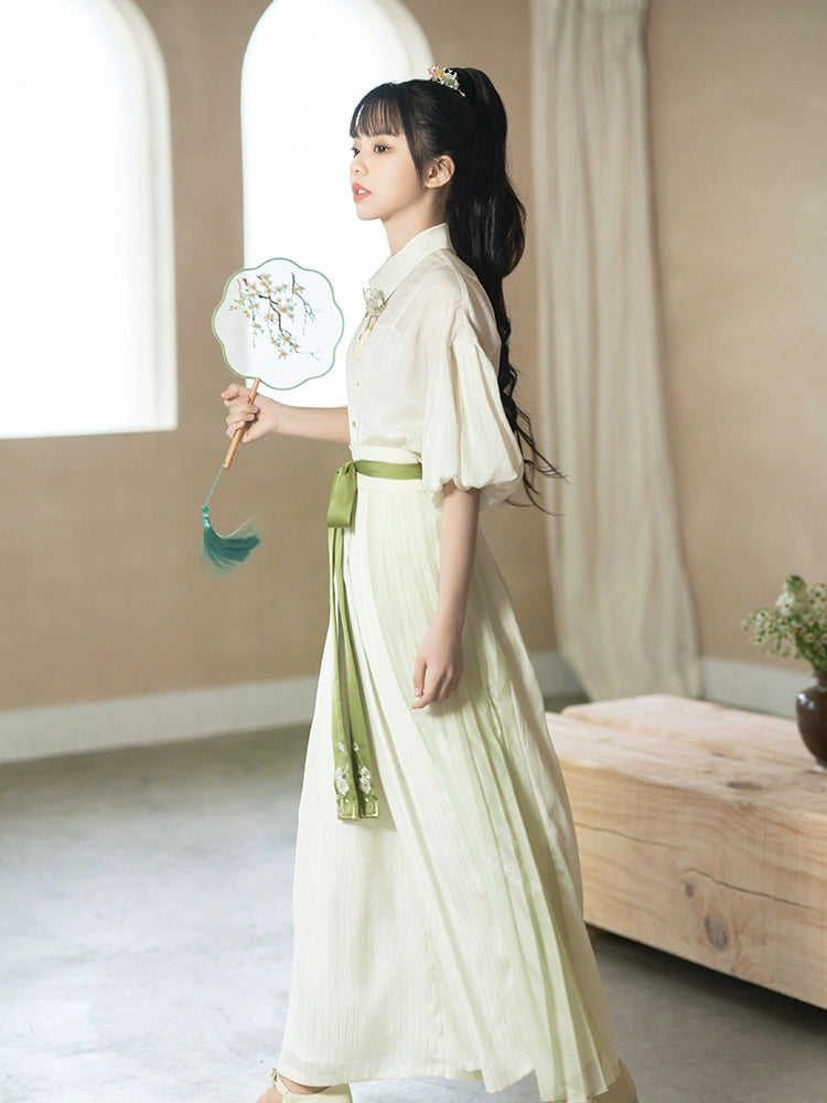 Qingmei Cha : Verdant Paradox