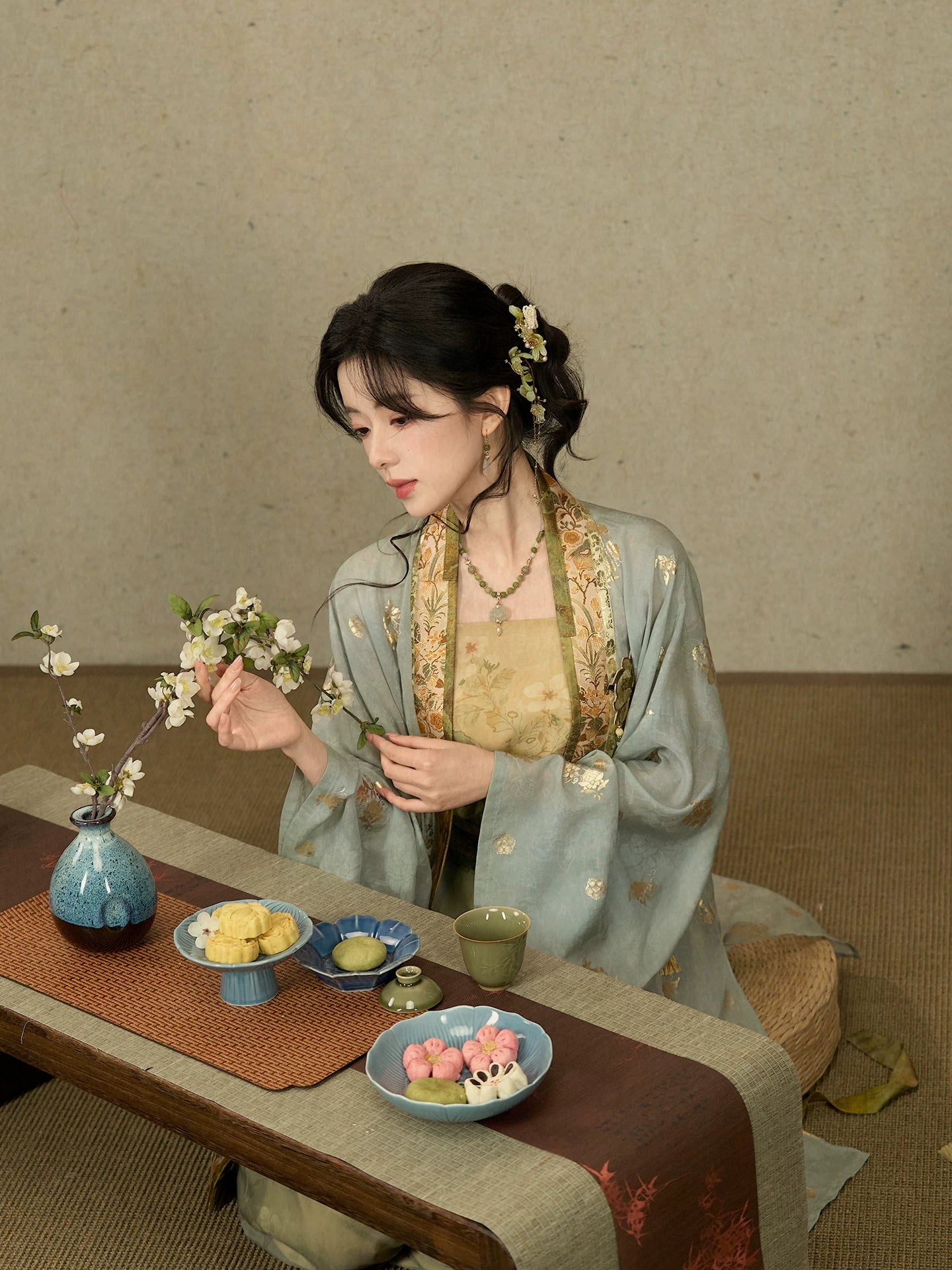 Bi Yu Chen : Jade Dust