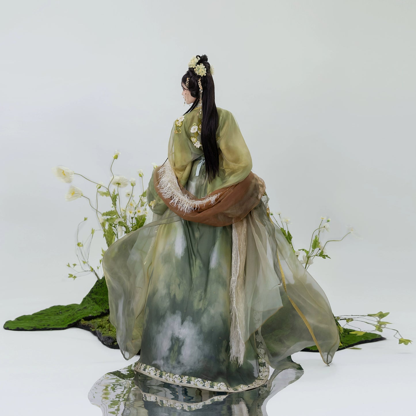 Celestial Silhouette Series Jade‑Dyed Ci Poem