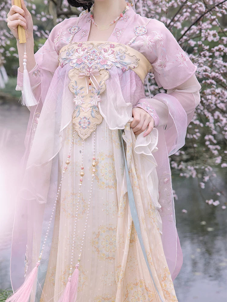 Lookbook Series Golden Thread Lily