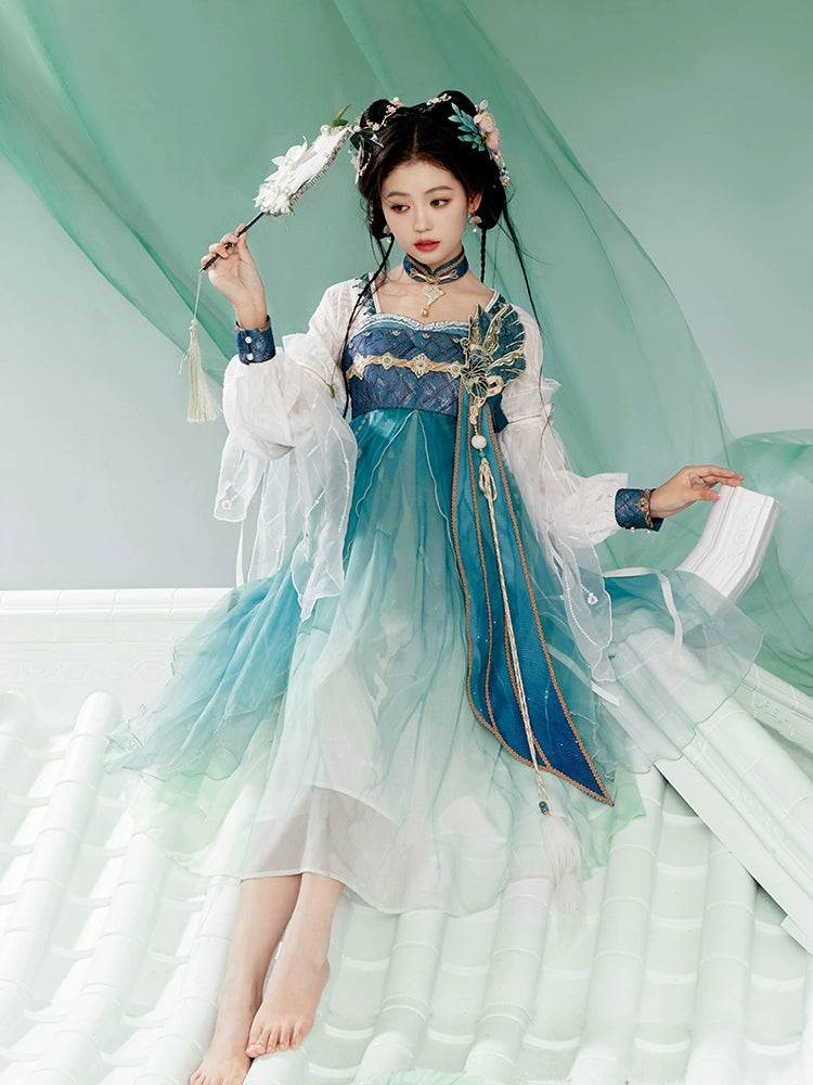 Xiaoqiao Qingshe : Qiao's Cerulean Serpent