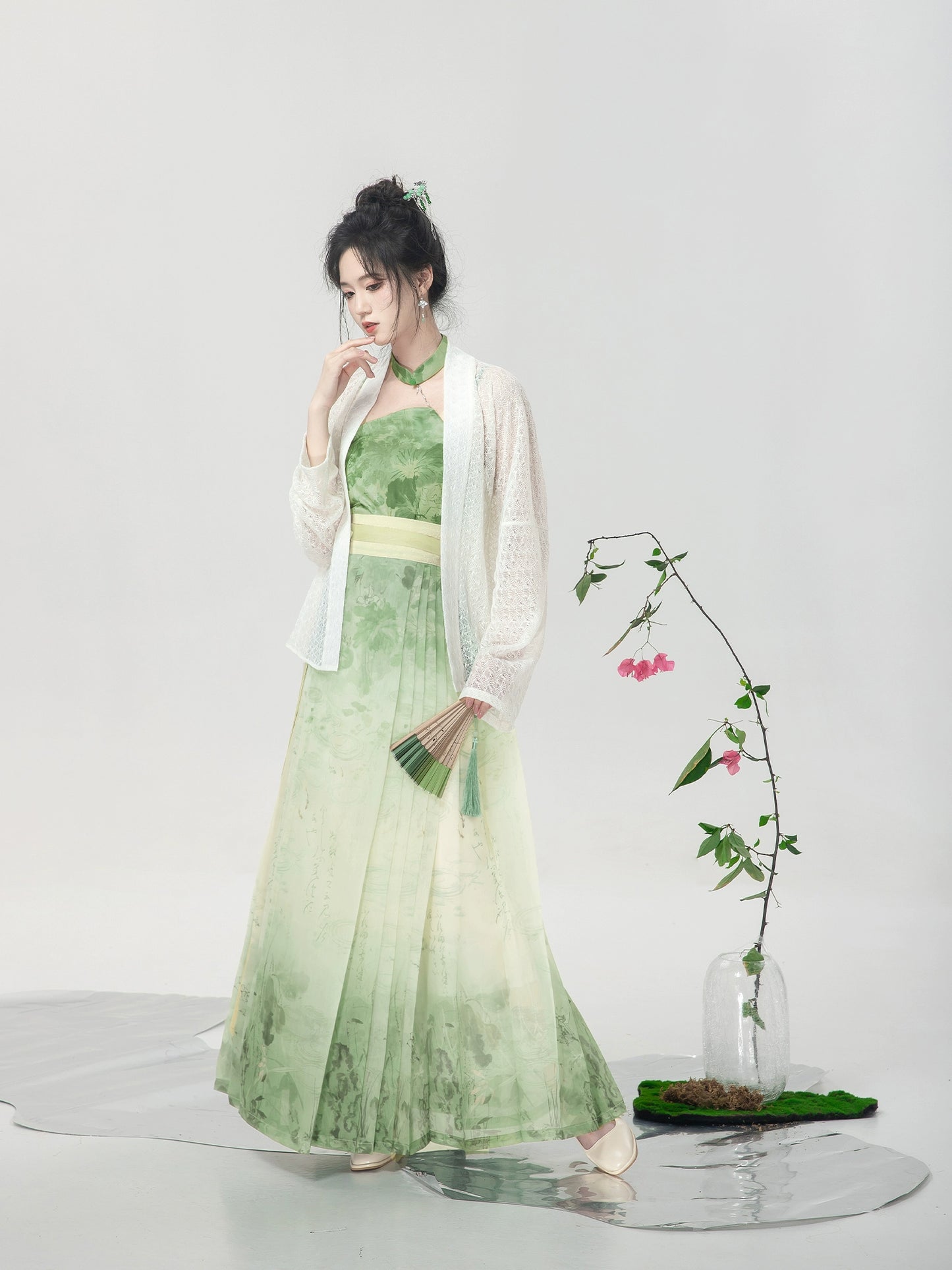 Lookbook Series Ming Dynasty Hanfu Undyed Horse-Faced Skirt