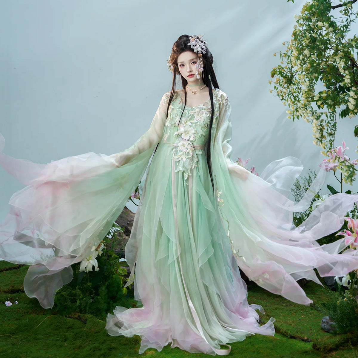 Timeless Fragrance Series Eightfold Spring Hanfu