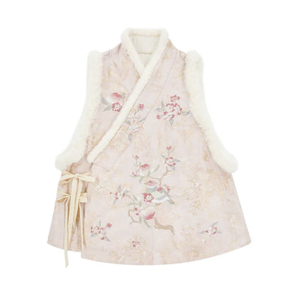 Lookbook Series Peachy Sparrow