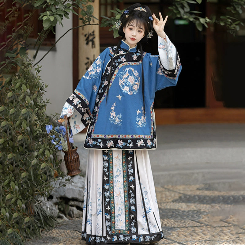 Lookbook Series Qing Han Women Embroidered Horse-Faced Skirt