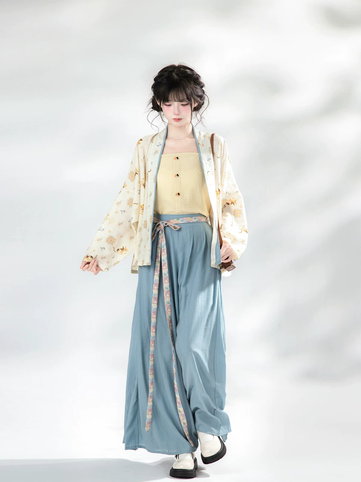 Lookbook Series Meow-Alas