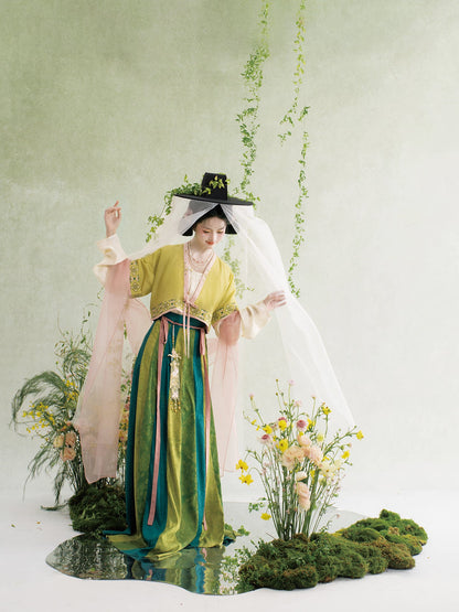 Picks Hype Series Hanfu Graceful and Radiant